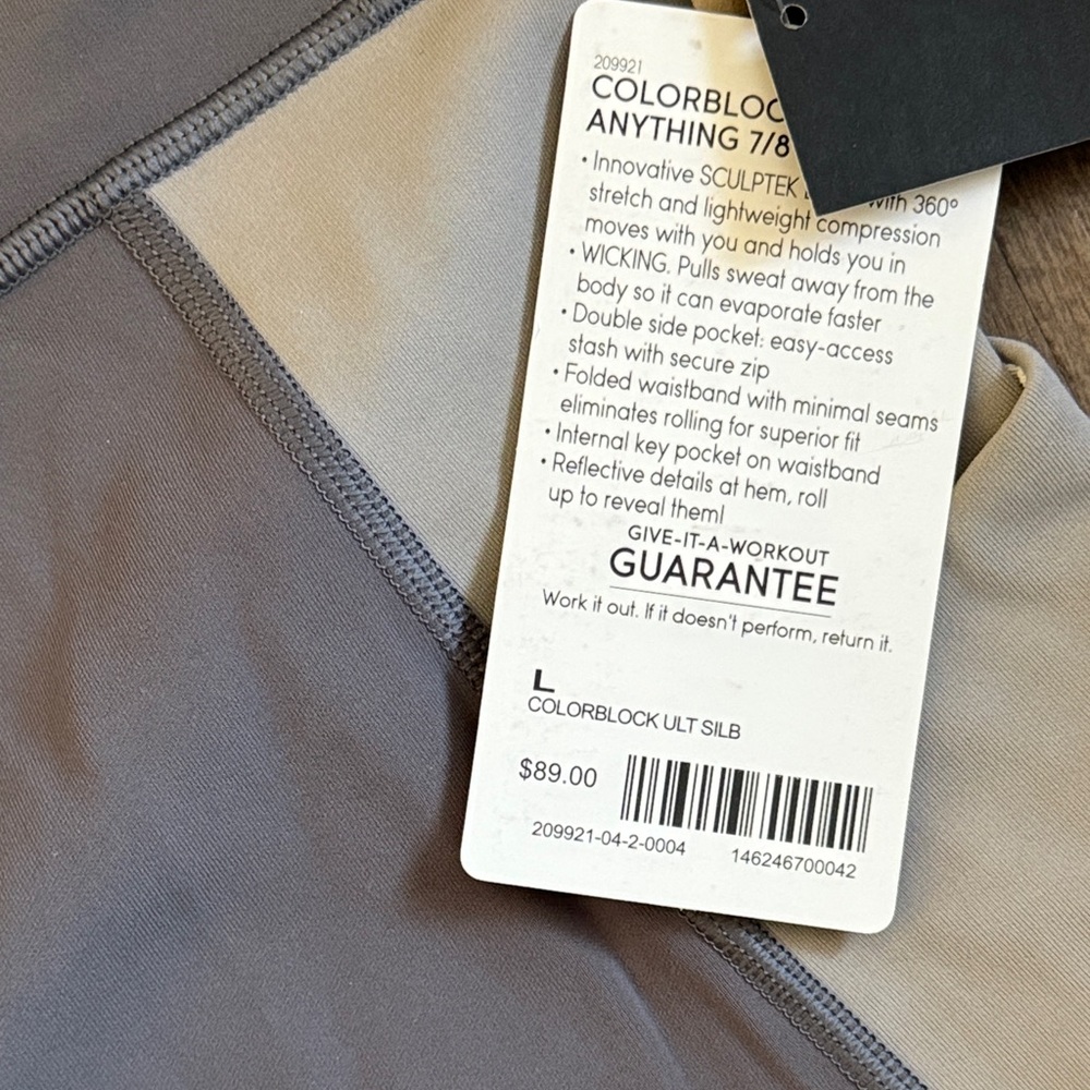 Athleta women’s Gray and Cream Leggings - NWT - Picture 3 of 13